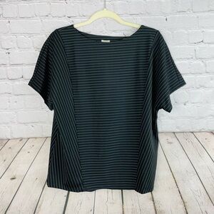 🆕 Chicos Size 1 Black White Striped Stretch Minimalist Career Office Top